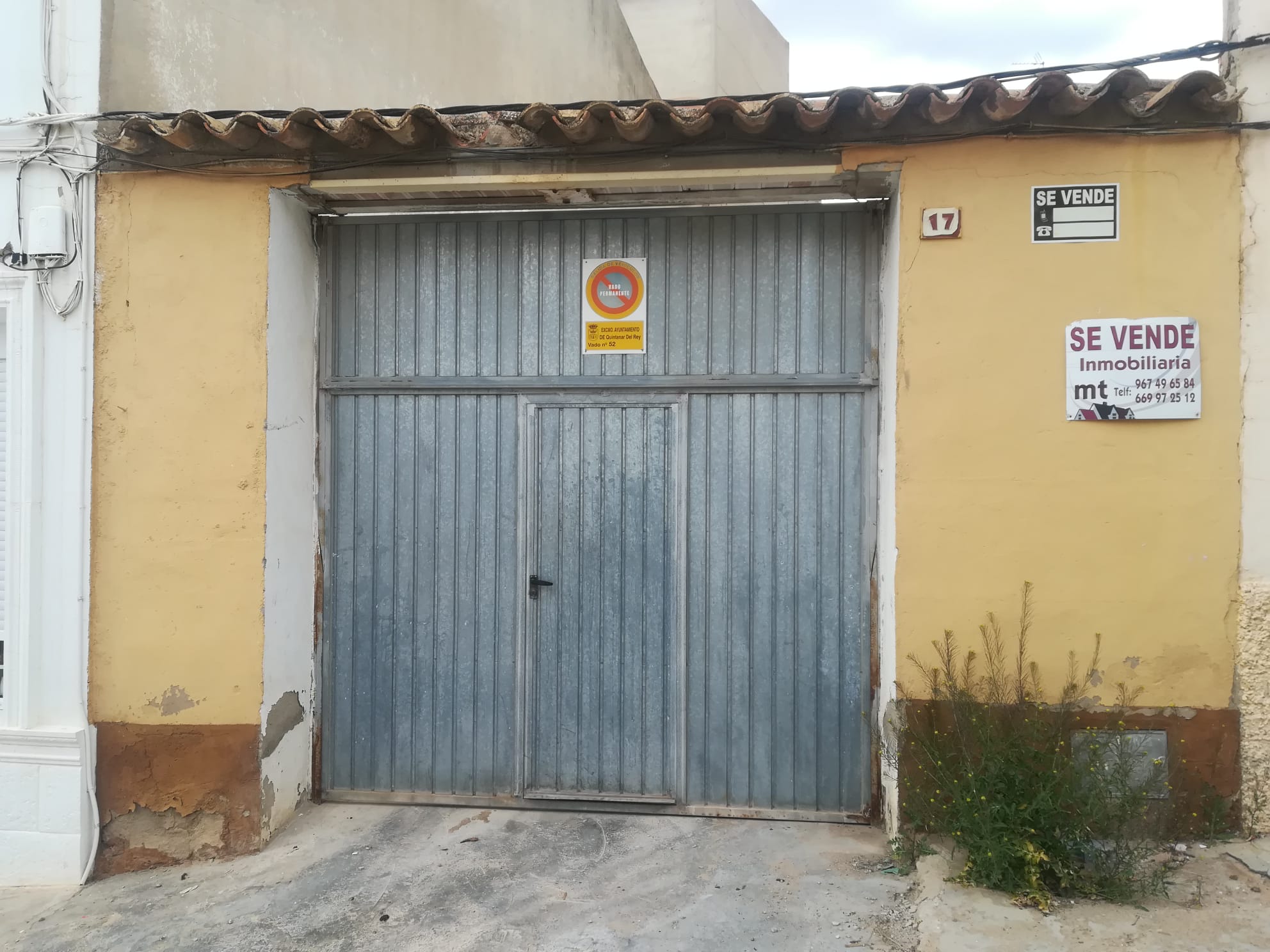 VENTA CASA ANTIGUA CON UBICACIÓN CÉNTRICA.