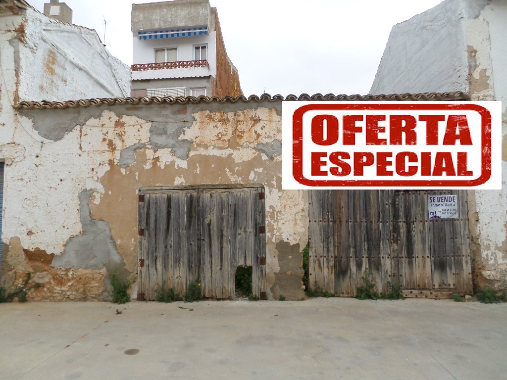 VENTA SOLAR URBANO ECONÓMICO, UBICADO EN CALLE PRINCIPAL.