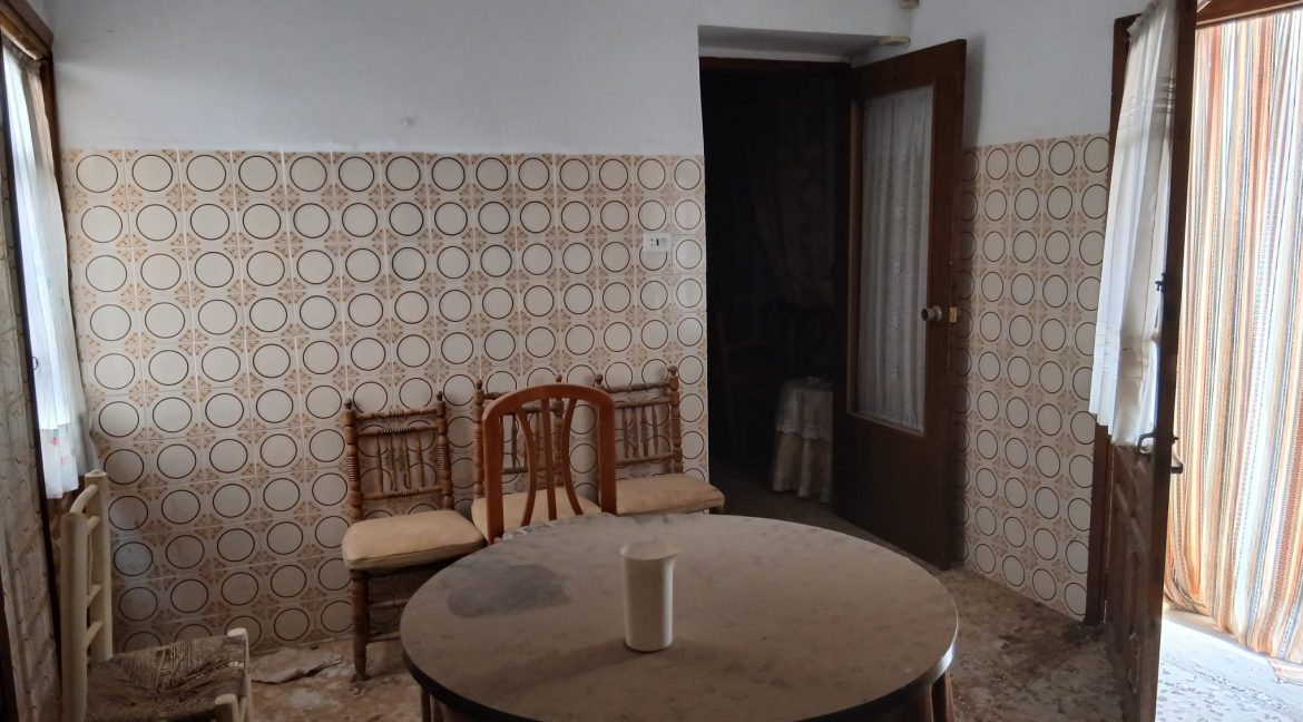 WhatsApp Image 2025-11-10 at 12.42.18 (4)