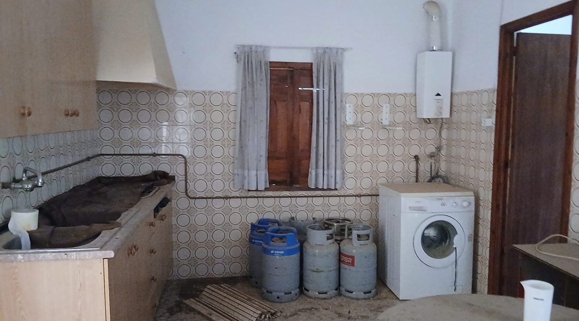 WhatsApp Image 2025-11-10 at 12.42.19 (1)